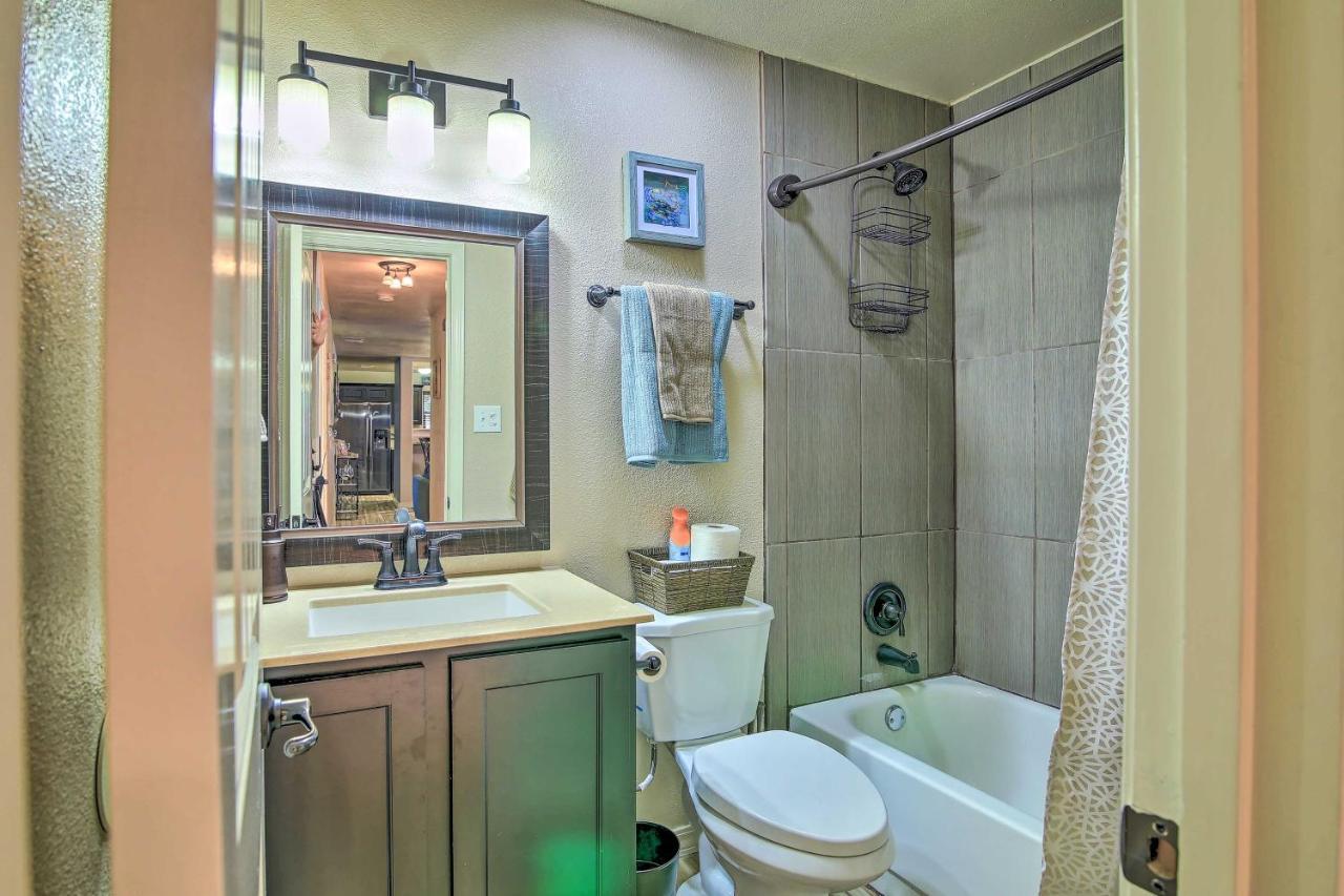 San Antonio Oasis With Hot Tub, Pool And Outdoor Bar! 빌라 외부 사진